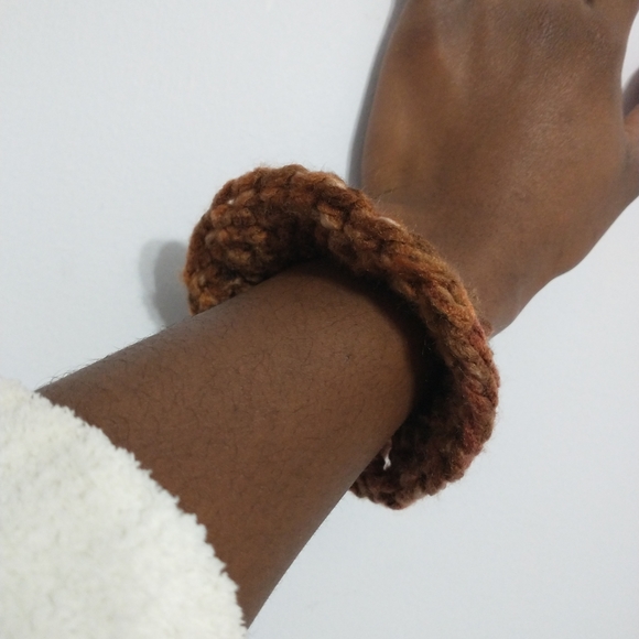 Autumn Harvest Hair Tie - Picture 6 of 8